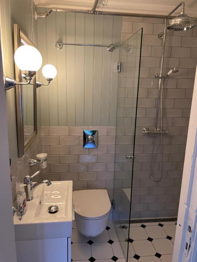 2. Etg I Dampskipsbrygga, Lodingen Havn Bagian luar foto