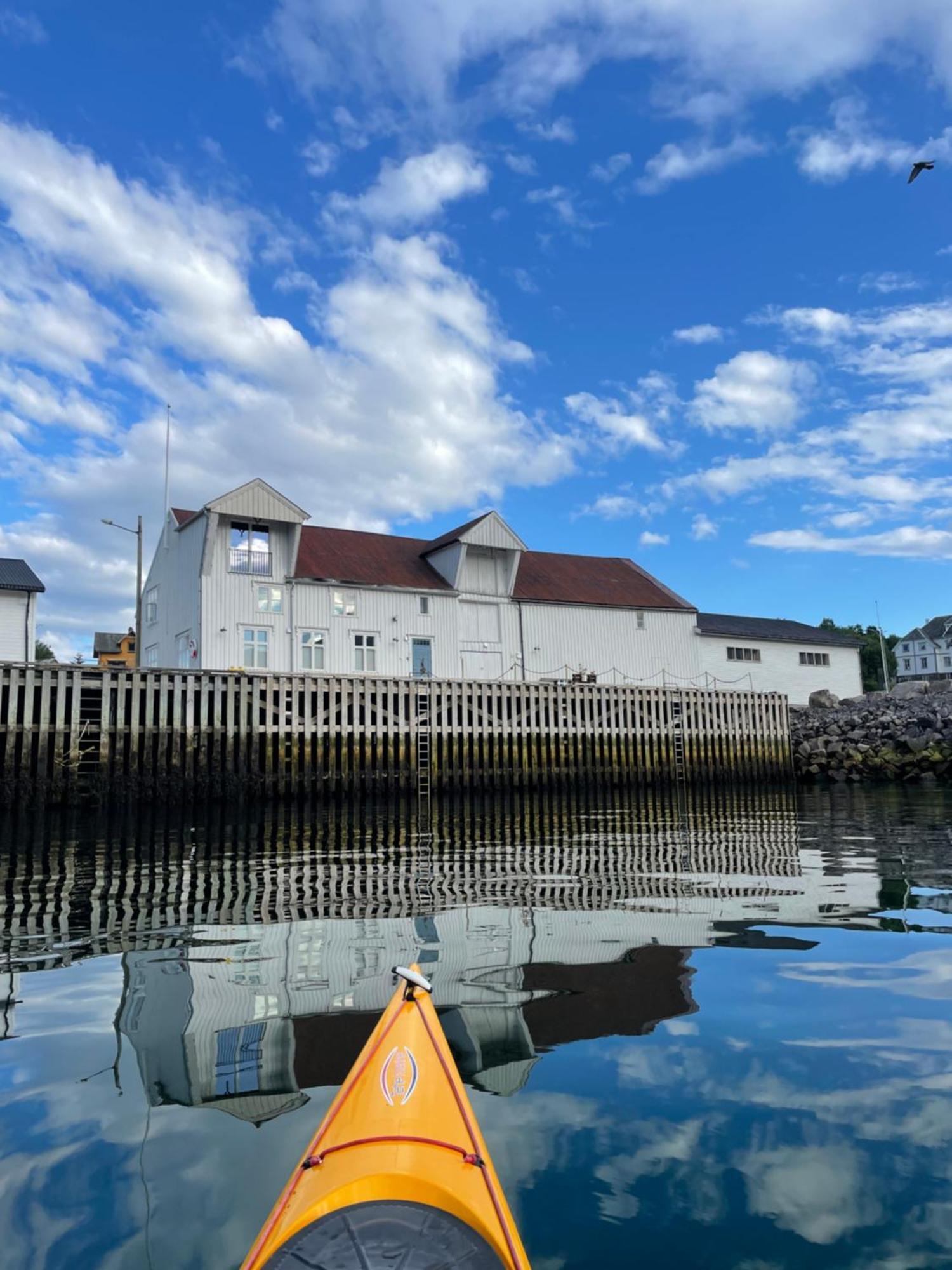 2. Etg I Dampskipsbrygga, Lodingen Havn Bagian luar foto
